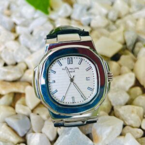 P.P (Automatic) Nautilus Classic Black Belt - White Dial